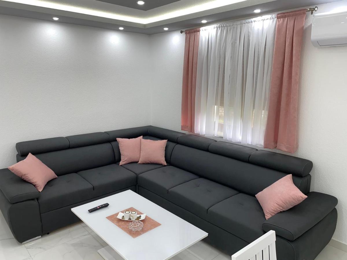 Apartman Jovana Bileća Exterior foto